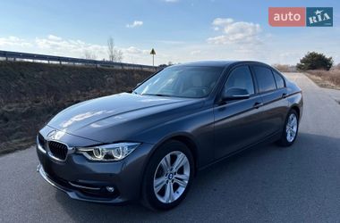 Седан BMW 3 Series 2016 в Києві
