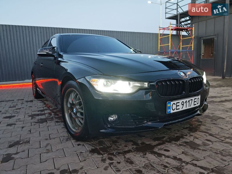 Седан BMW 3 Series 2014 в Черновцах