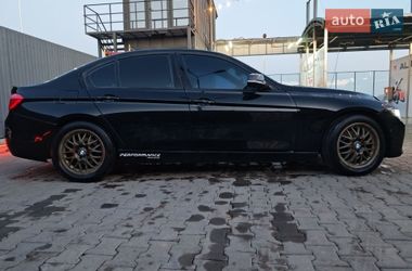 Седан BMW 3 Series 2014 в Черновцах