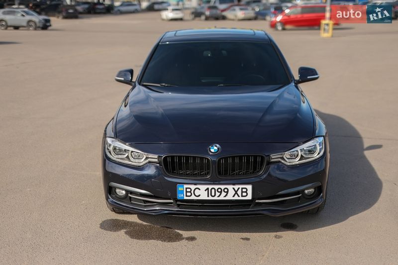 Седан BMW 3 Series 2016 в Львове