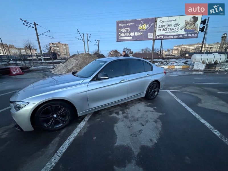 Седан BMW 3 Series 2016 в Киеве