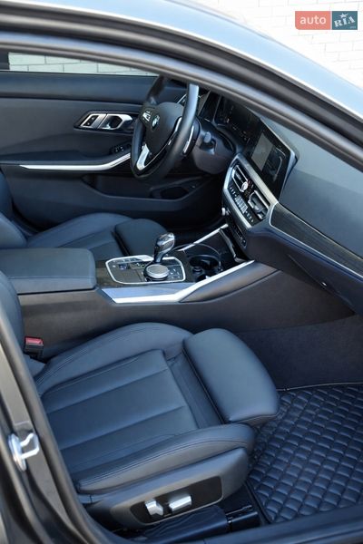 Седан BMW 3 Series 2021 в Днепре