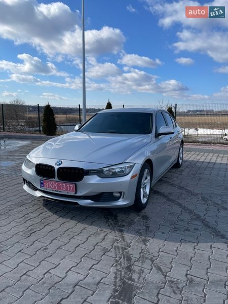 Седан BMW 3 Series 2014 в Виннице