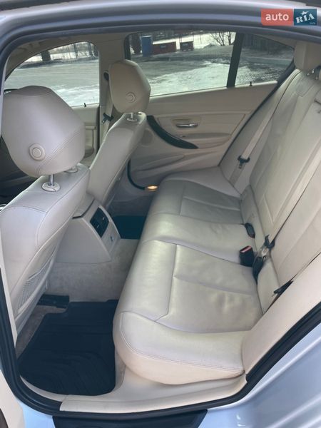 Седан BMW 3 Series 2014 в Виннице