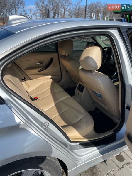 Седан BMW 3 Series 2014 в Виннице