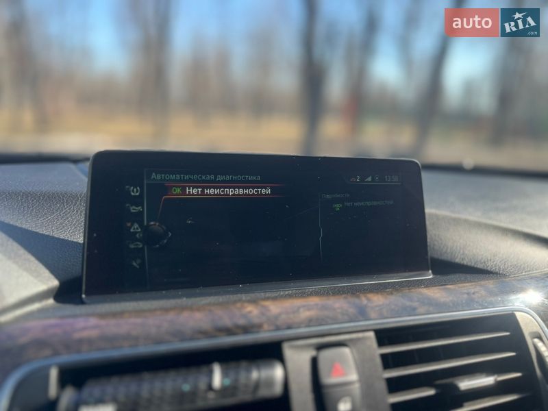 Седан BMW 3 Series 2015 в Кропивницком