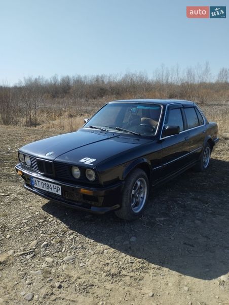 Седан BMW 3 Series 1990 в Надворной