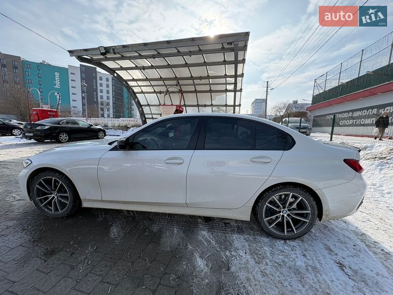 Седан BMW 3 Series 2020 в Львове