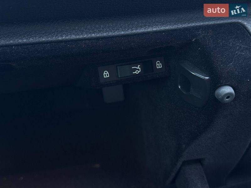 Седан BMW 3 Series 2017 в Ровно