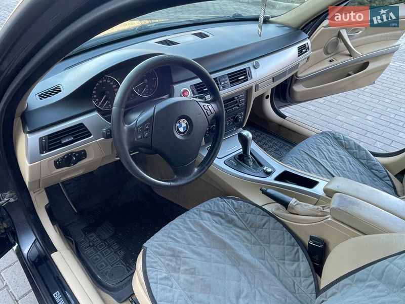 Седан BMW 3 Series 2005 в Ровно