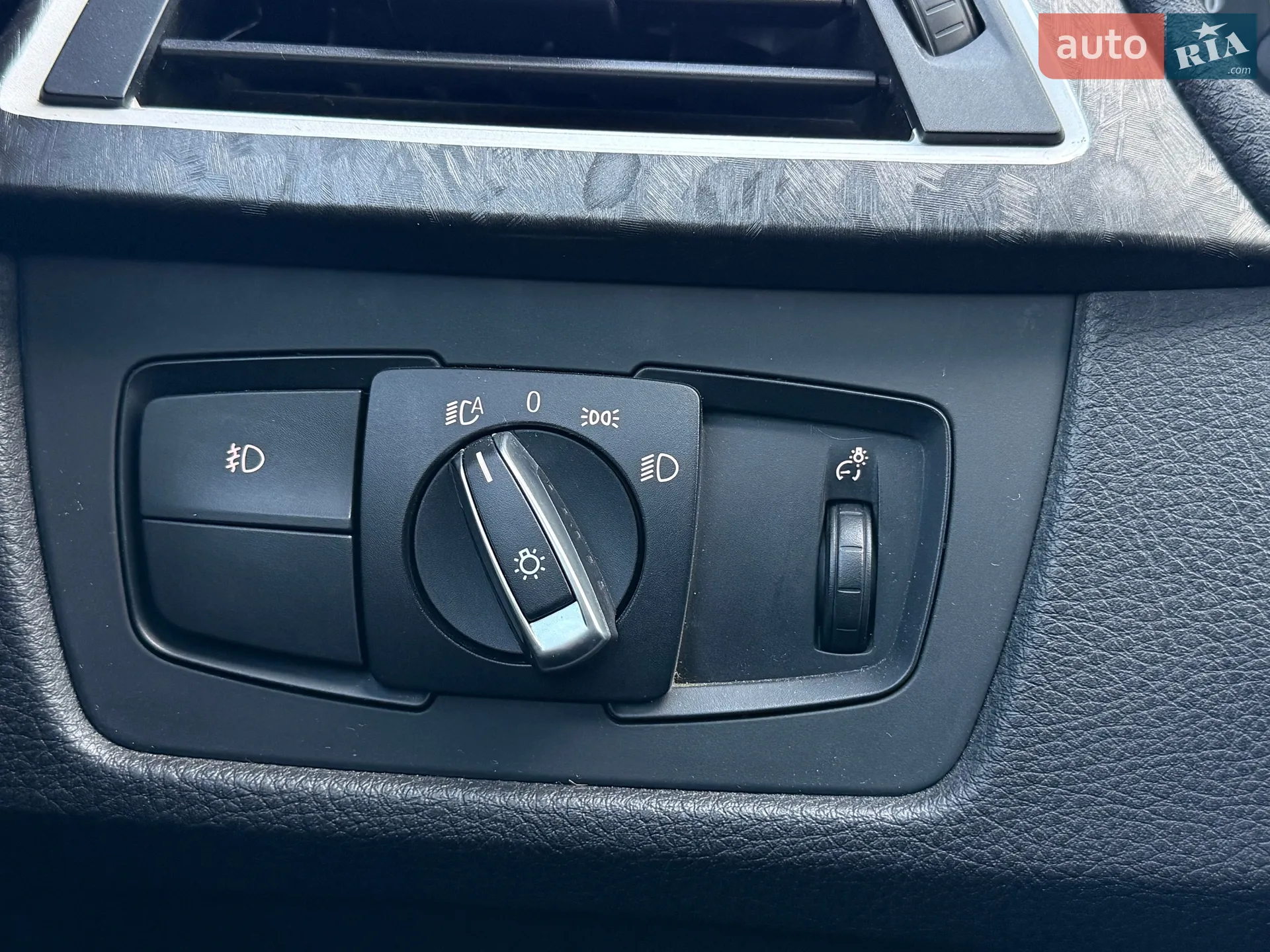 2015 BMW 3er - мініатюра 28