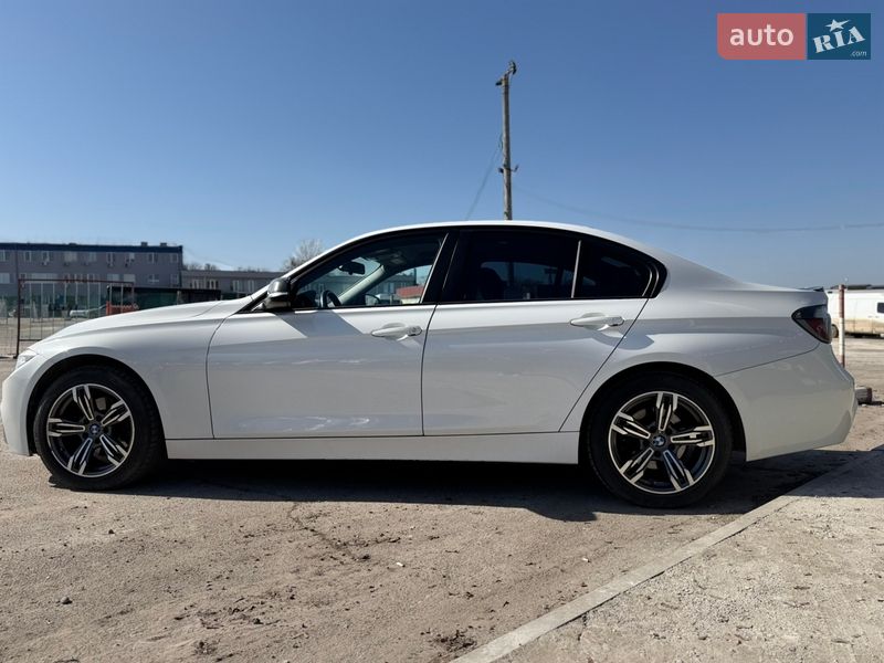 Седан BMW 3 Series 2014 в Харькове