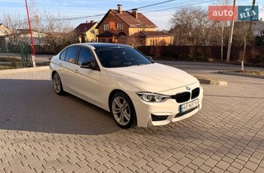 Седан BMW 3 Series 2017 в Виннице