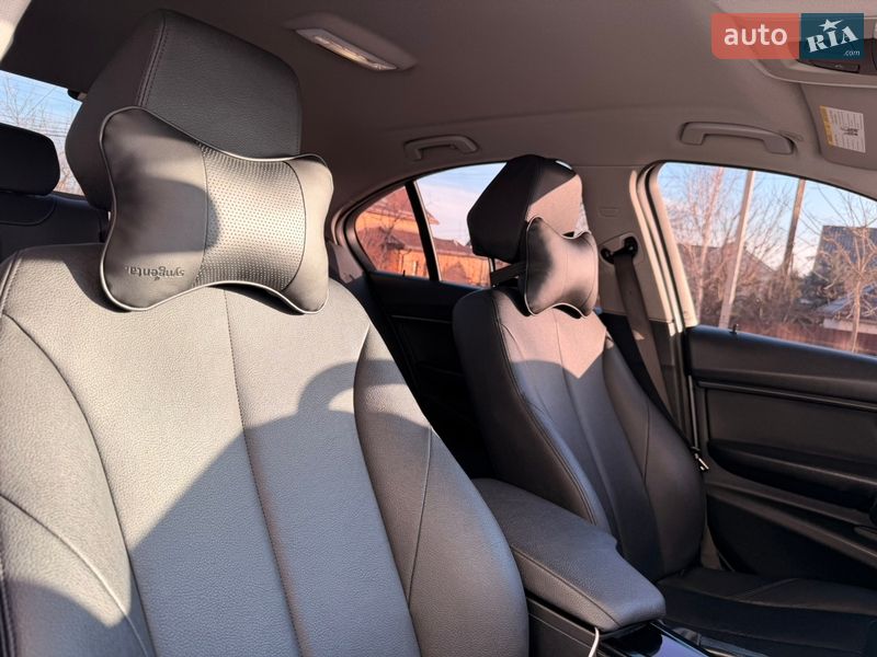 Седан BMW 3 Series 2017 в Виннице фото 35 Седан BMW 3 Series 2017 в Виннице