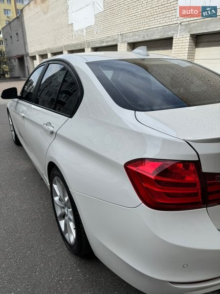 Седан BMW 3 Series 2013 в Ровно