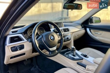 Седан BMW 3 Series 2018 в Киеве