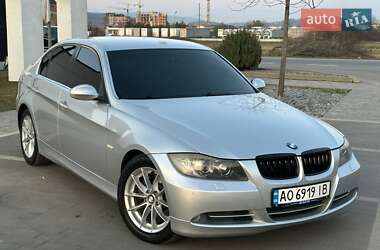Седан BMW 3 Series 2006 в Мукачевому