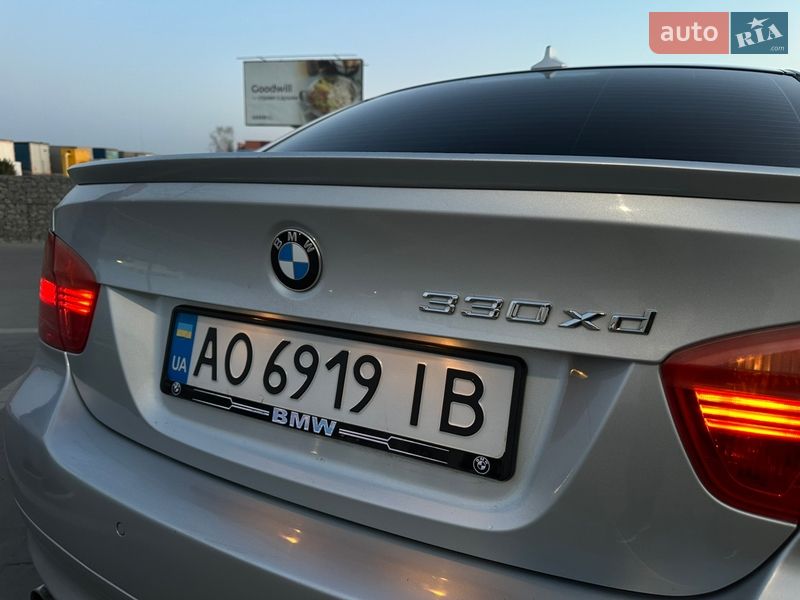 Седан BMW 3 Series 2006 в Мукачево