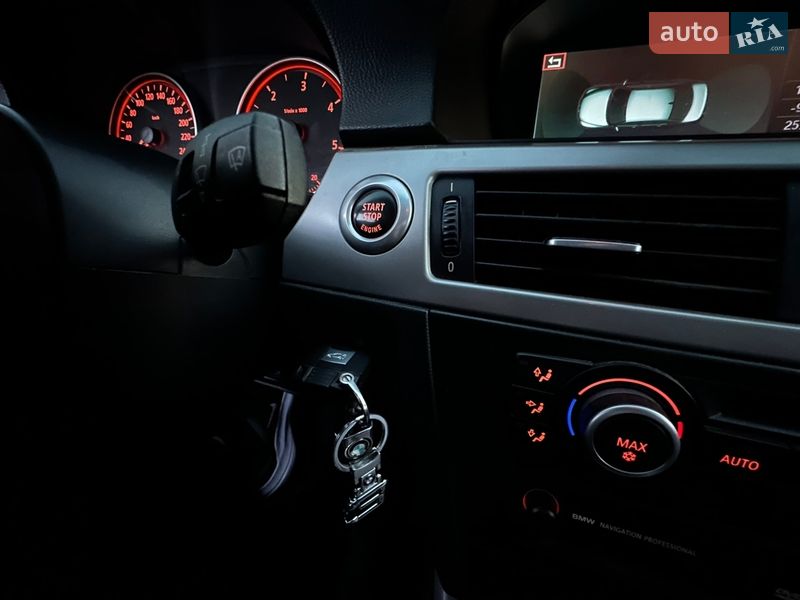 Седан BMW 3 Series 2006 в Мукачево