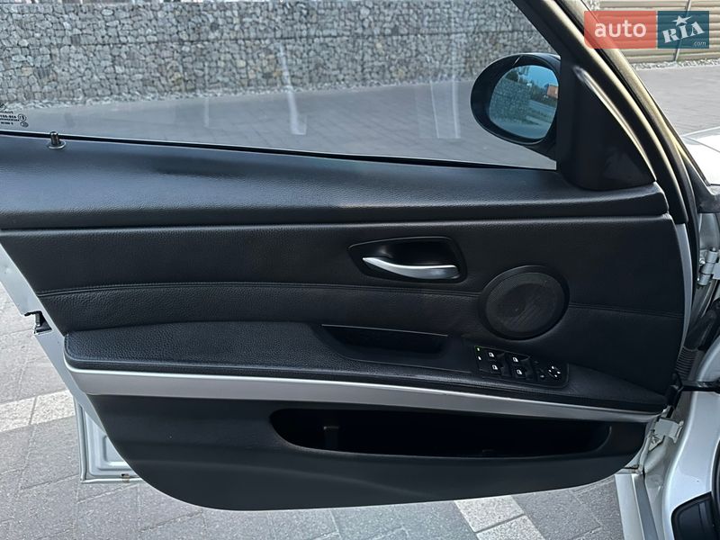 Седан BMW 3 Series 2006 в Мукачево