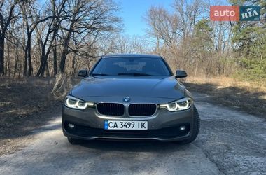 Седан BMW 3 Series 2015 в Кременчуці