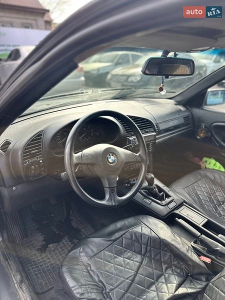 Седан BMW 3 Series 1996 в Одессе