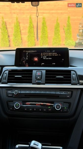 Седан BMW 3 Series 2015 в Києві