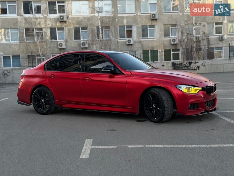 Седан BMW 3 Series 2014 в Киеве