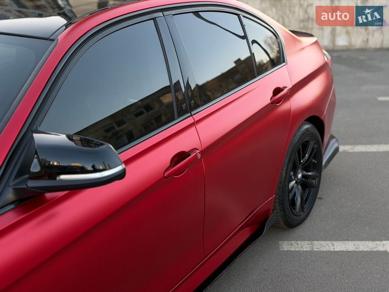 Седан BMW 3 Series 2014 в Киеве
