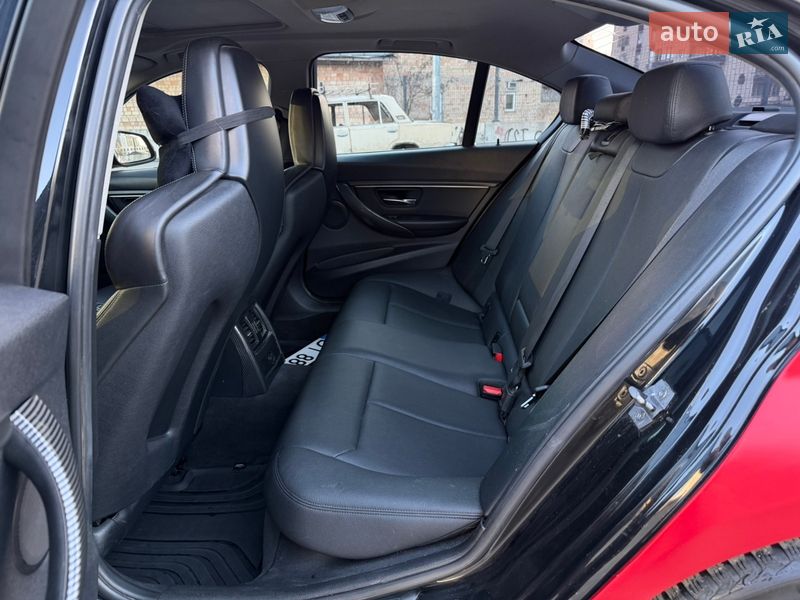 Седан BMW 3 Series 2014 в Киеве