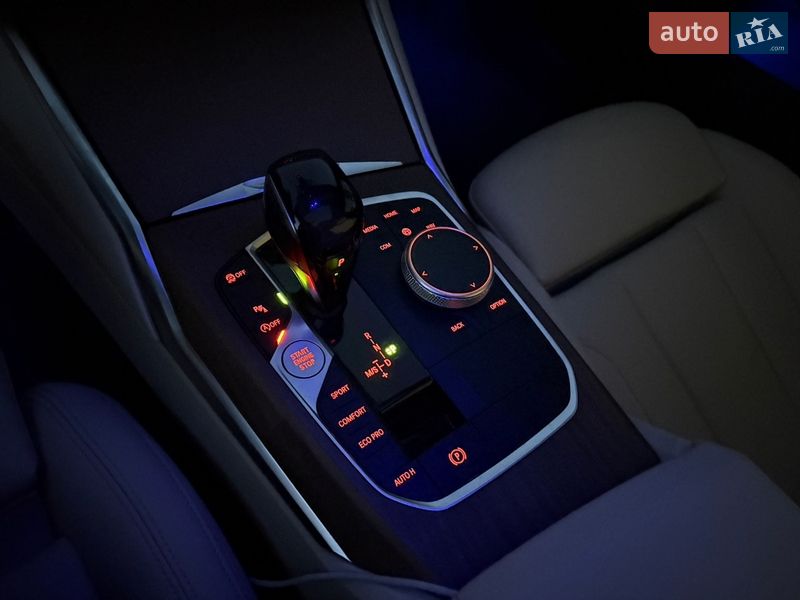 Седан BMW 3 Series 2021 в Києві