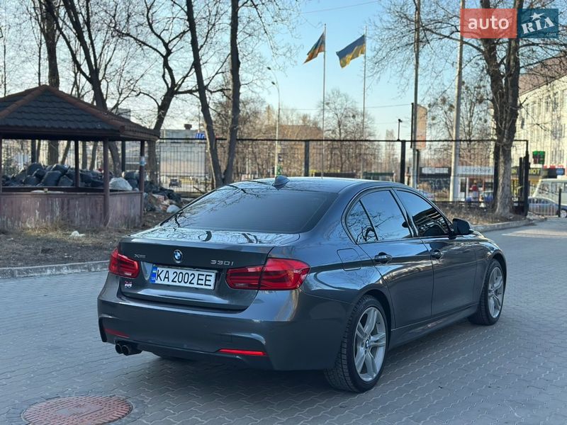 Седан BMW 3 Series 2017 в Киеве