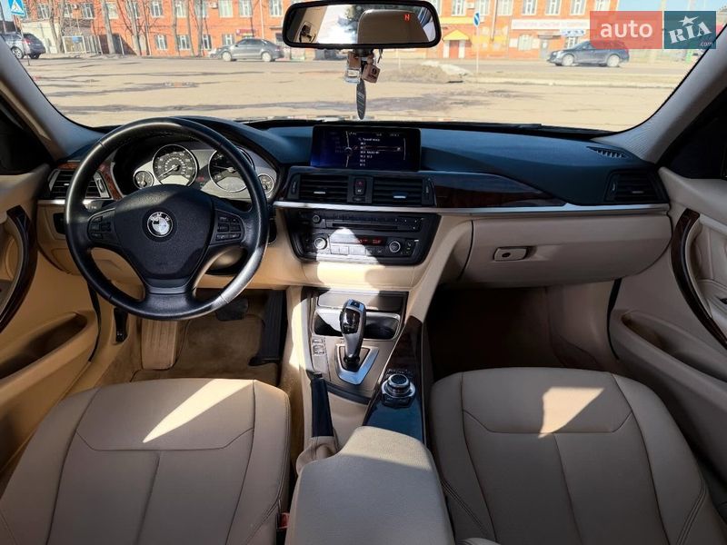 Седан BMW 3 Series 2013 в Сумах