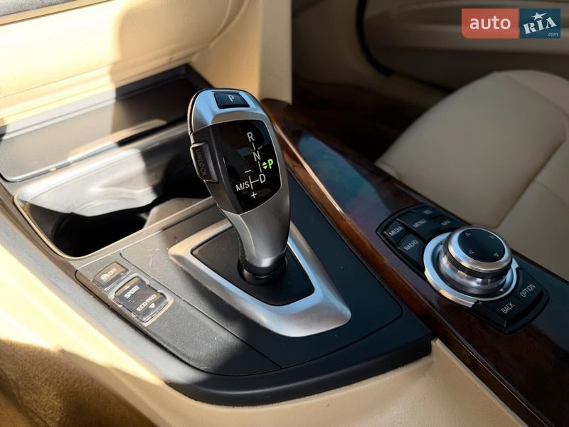 Седан BMW 3 Series 2013 в Сумах