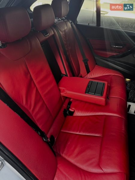 Універсал BMW 3 Series 2017 в Києві