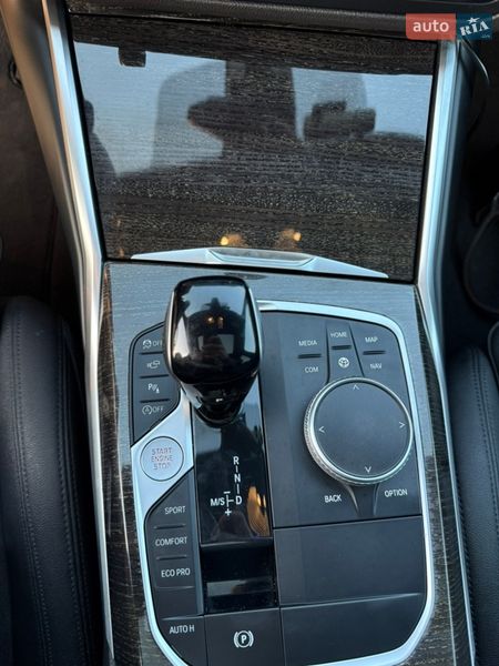 Седан BMW 3 Series 2020 в Львове