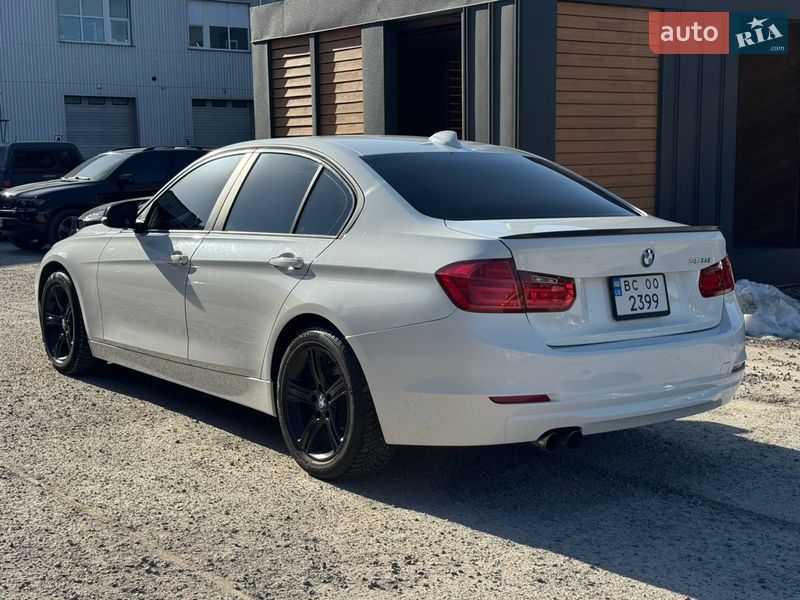 Седан BMW 3 Series 2014 в Виннице