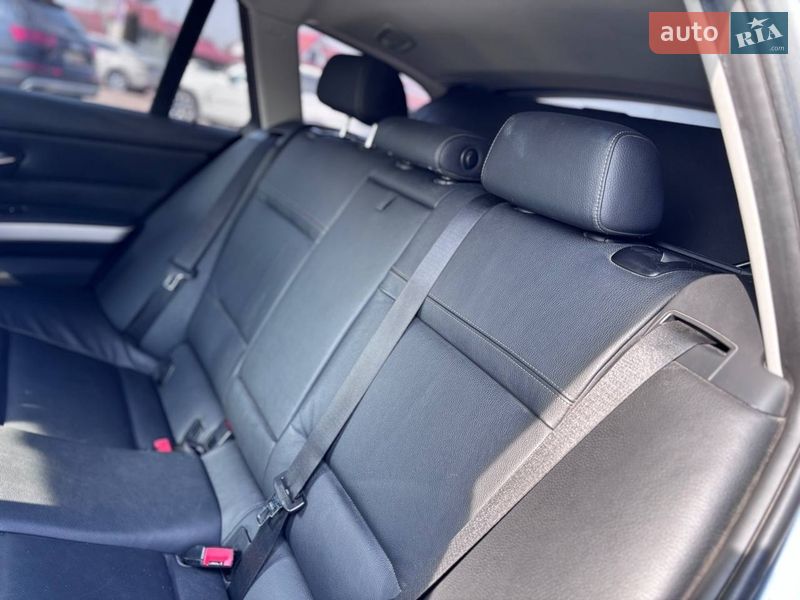 Универсал BMW 3 Series 2010 в Коломые