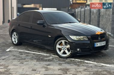 Седан BMW 3 Series 2009 в Ровно