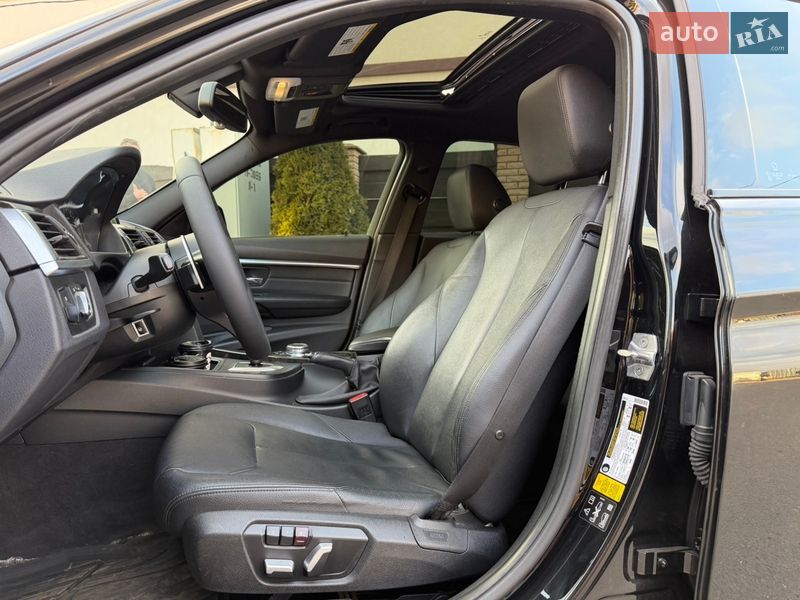 Седан BMW 3 Series 2016 в Киеве