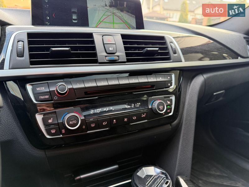 Седан BMW 3 Series 2016 в Киеве