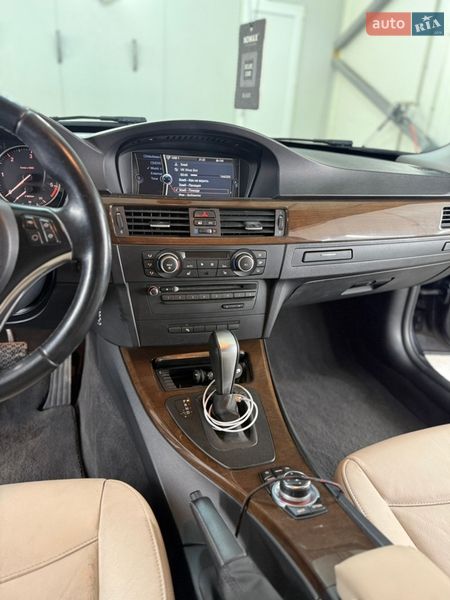 Универсал BMW 3 Series 2010 в Черновцах