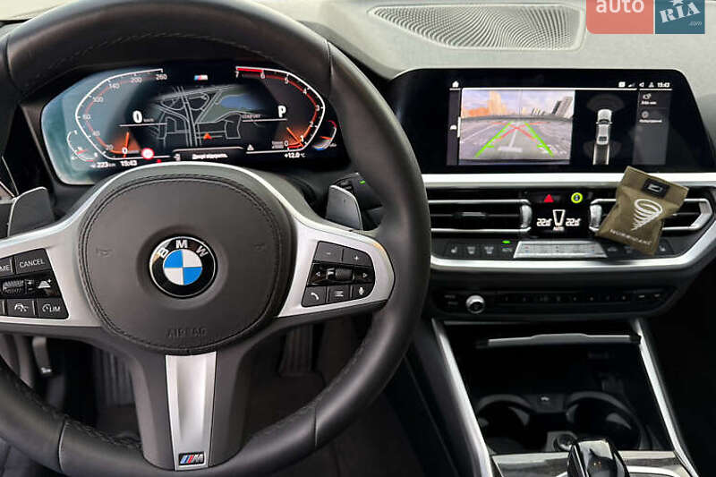 Седан BMW 3 Series 2021 в Львове