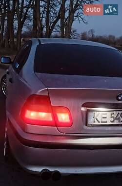 Седан BMW 3 Series 2002 в Нових Санжарах