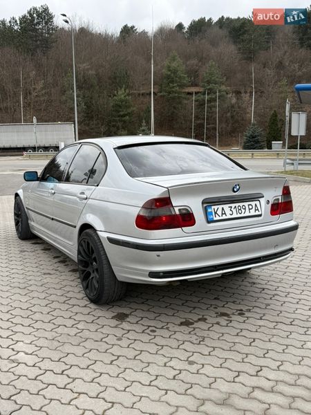 Седан BMW 3 Series 2001 в Могилев-Подольске