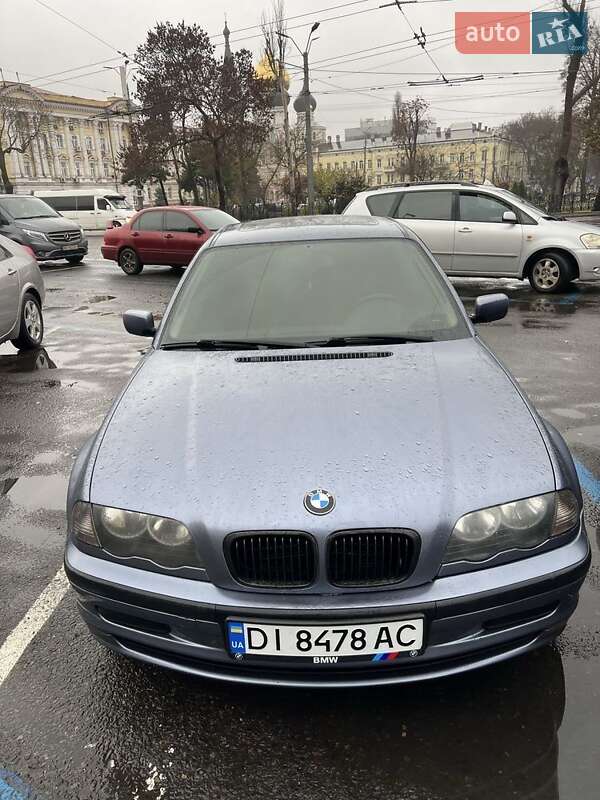 Седан BMW 3 Series 1999 в Чуднове