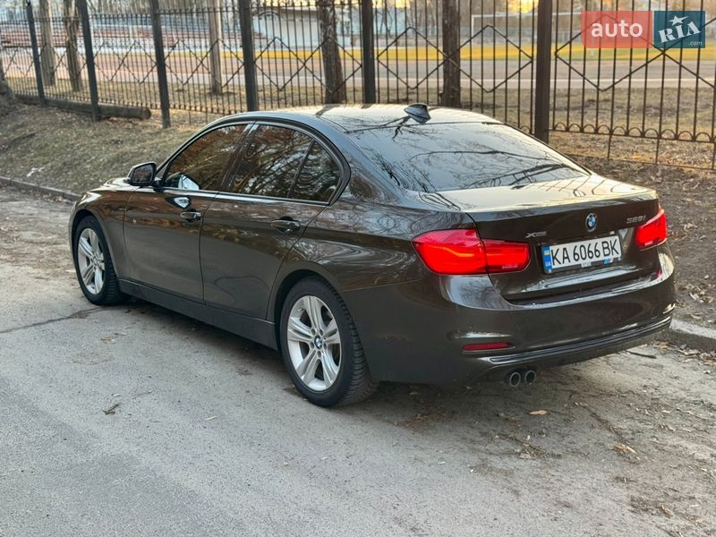 Седан BMW 3 Series 2015 в Києві