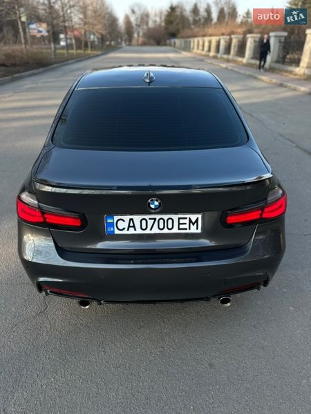Седан BMW 3 Series 2012 в Умані