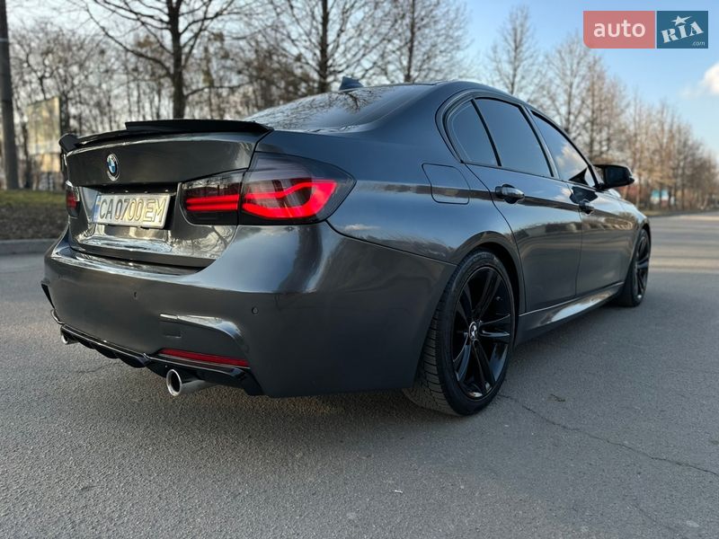 Седан BMW 3 Series 2012 в Умані