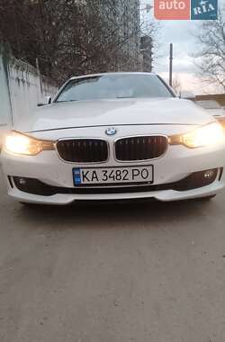 Седан BMW 3 Series 2015 в Киеве